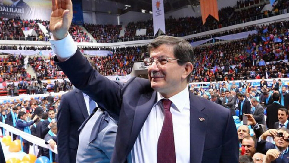 12 Eylül'ün yıldönümünde hem kongre hem seçim startı!