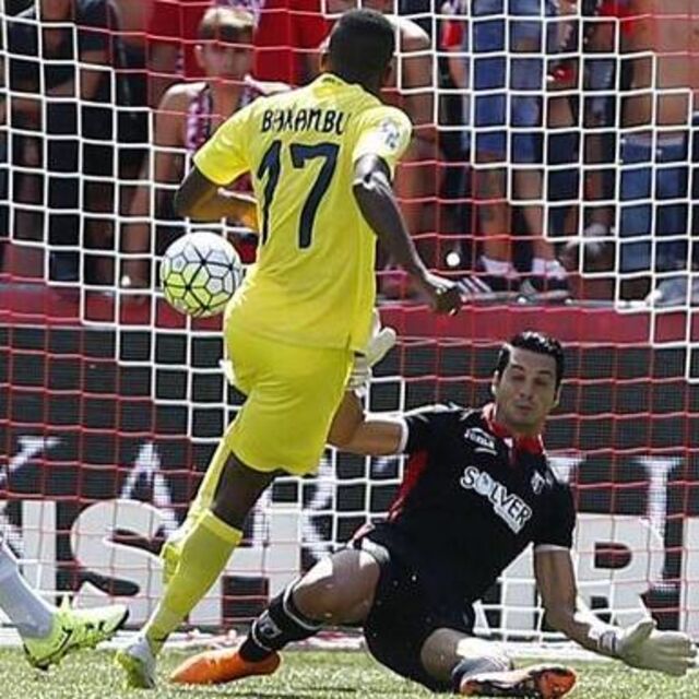 Bakambu'dan gollere devam!