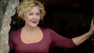 54 yaşında anne oldu