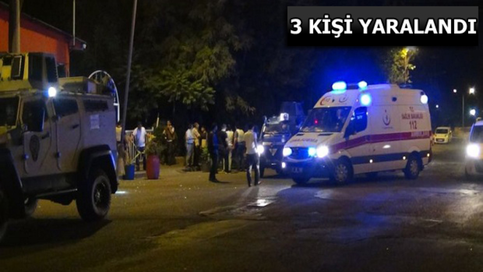 Diyarbakır'da polise atılan roket çay ocağına isabet etti