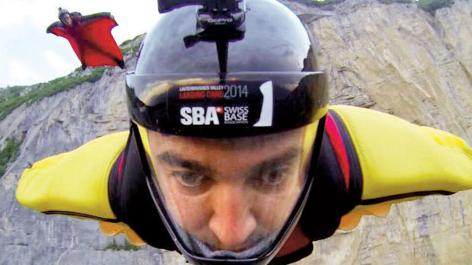 Ölüme uçan cerrah Susam'ın ekstrem öyküsü...