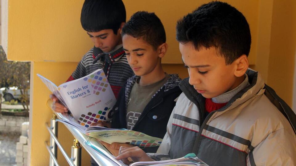 Okullar öğleden sonra Suriyelilerin