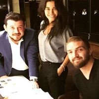 Asena istedi, Caner paraya kıydı