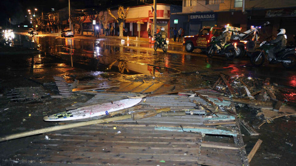 Şili'de 8.3 büyüklüğünde deprem!