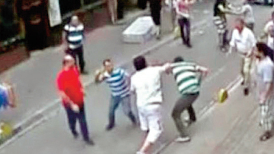 İrlandalı'ya 19 kişi saldırmış!