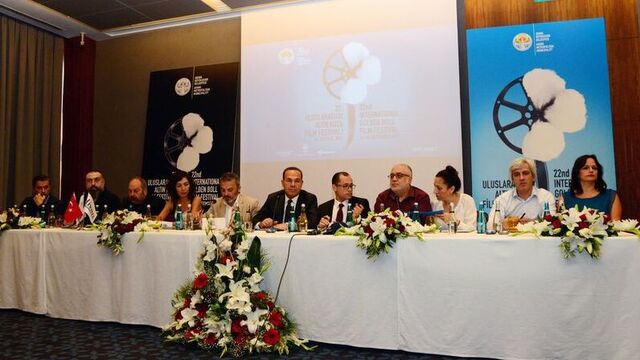 Altın Koza'da büyük ödül 'Abluka'ya