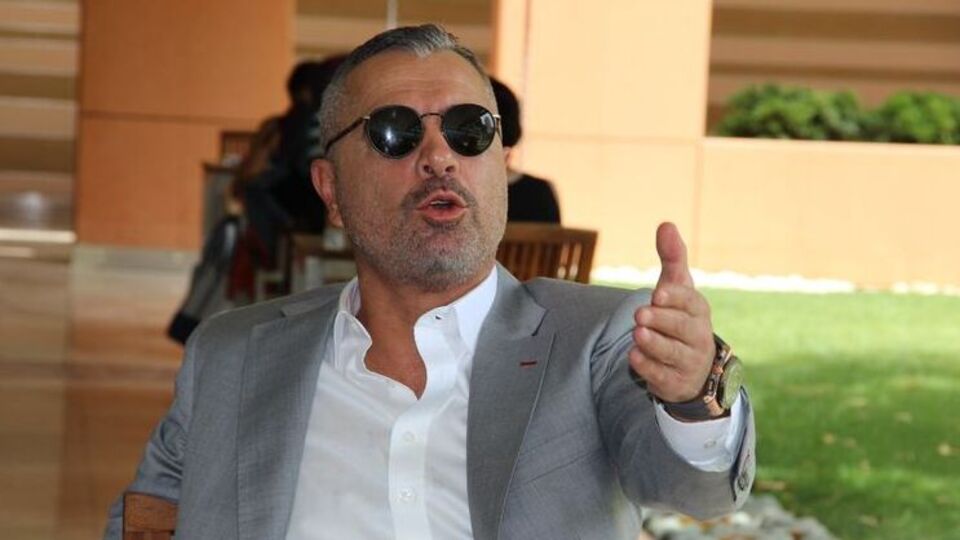 Erdal Acar'dan yönetime salvo