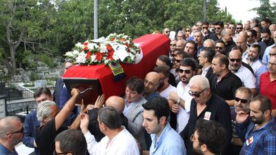 Son yolculuğuna uğurlandı