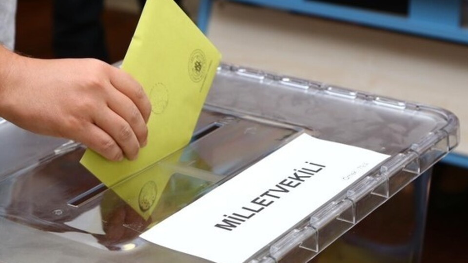 Ak Parti'den 'öze dönüş' listesi!