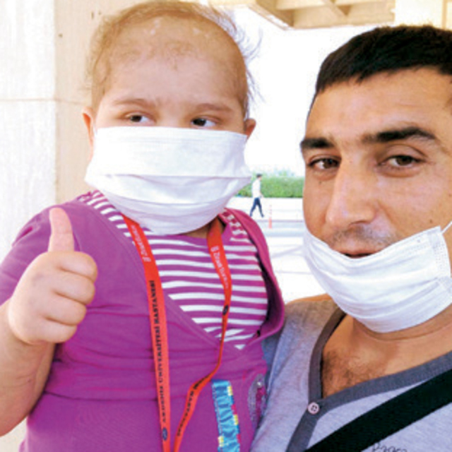 Zöhre Almanya’dan gelen ilikle yaşama tutundu