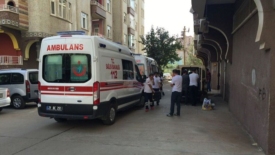 Diyarbakır'da aile boyu cinnet!