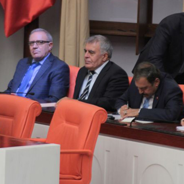 HDP'li iki bakan istifa etti!