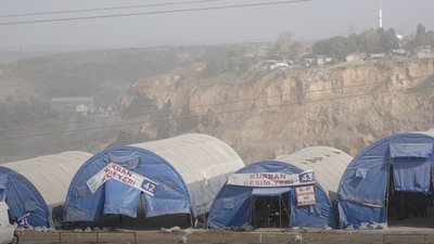 Sultangazi'de taş ocakları kapandı