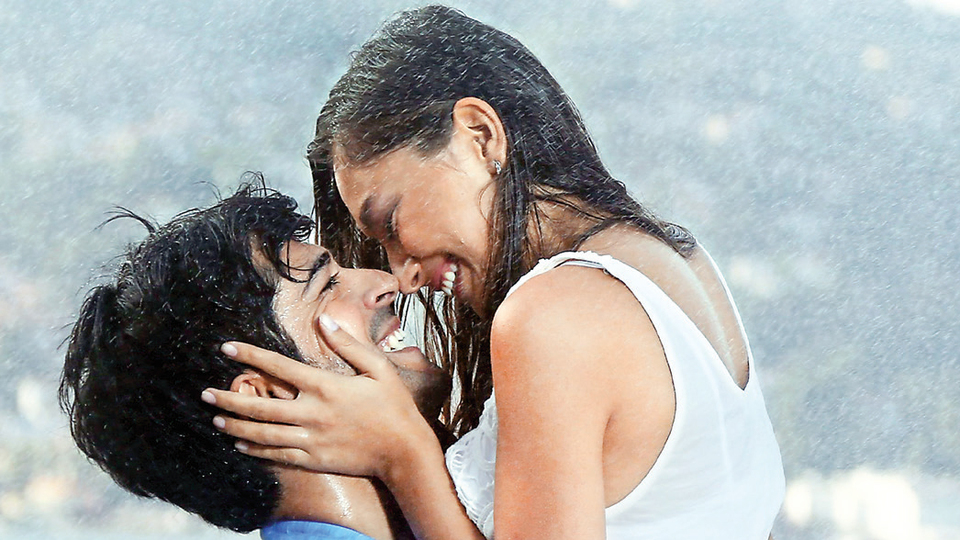 O afiş kavga çıkardı!