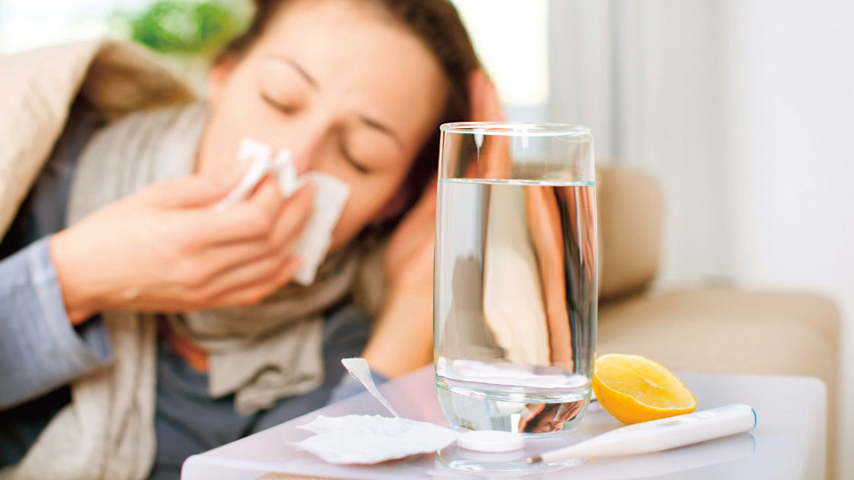 Grip ağız içinde üst damakta başlıyor