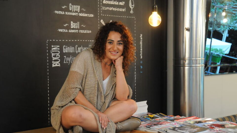 'Şaşırtarak güldürmeye geliyorum'