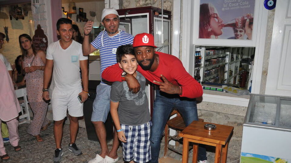 Pascal harçlık dağıttı