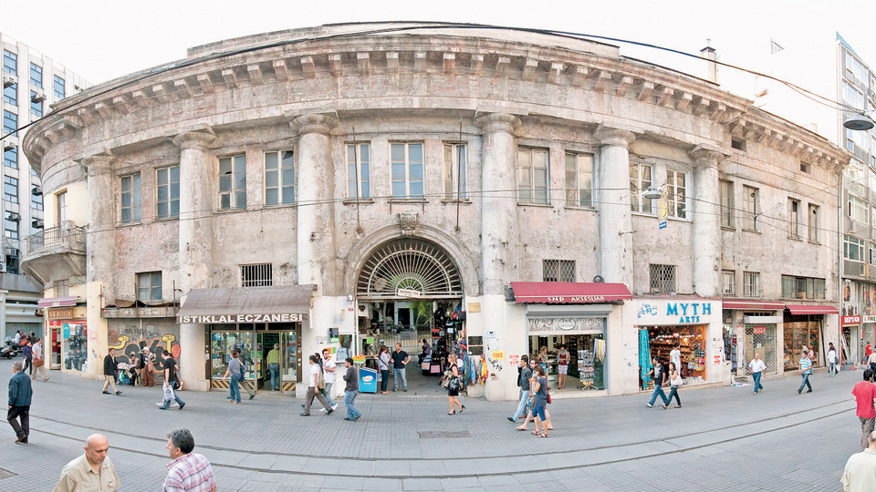 Hancı da yolcu da gitti ama 'hanlar' hâlâ ayakta