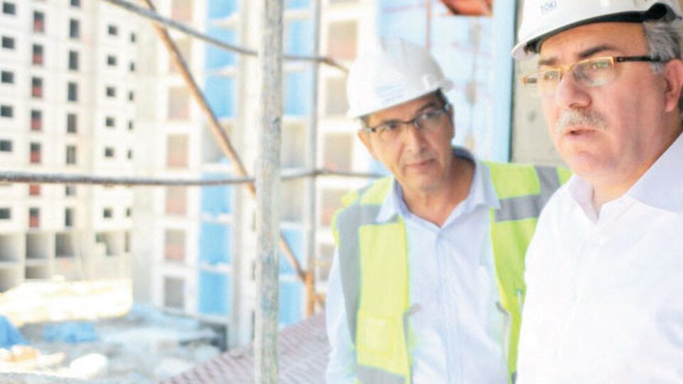 TOKİ Başkanı'ndan çatı modeli sürprizi