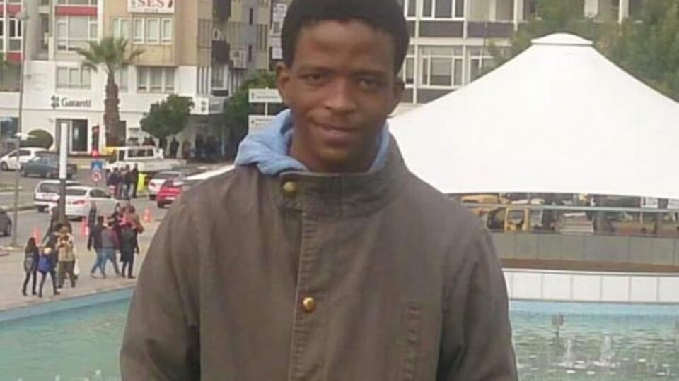 Onunla birlikte insanlık da öldü