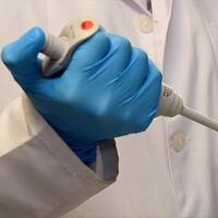 Yerli plazma ürünü için düğmeye basılıyor