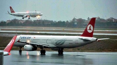 Yağmur hava trafiğini engelledi