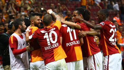 Aslan kükremeye hazır!