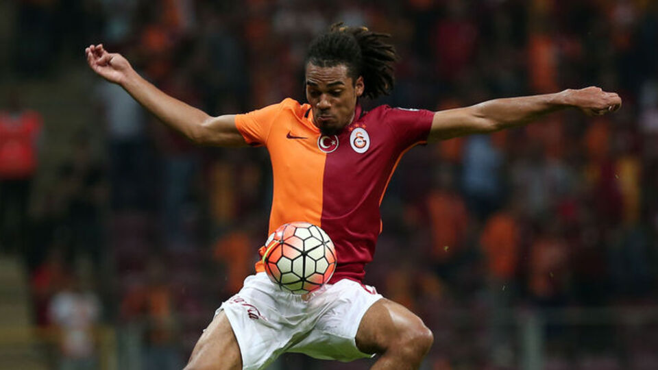 Gözler Denayer'de