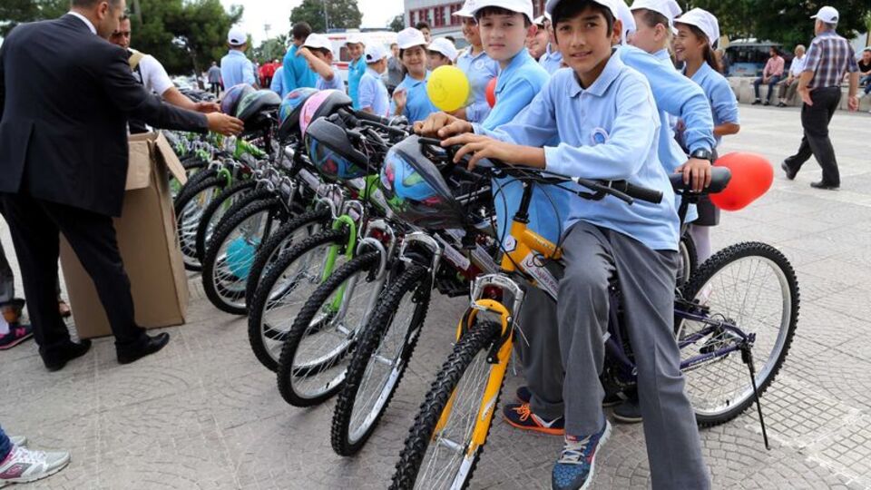 Hareketli yaşam için 150 adet bisiklet dağıtıldı!