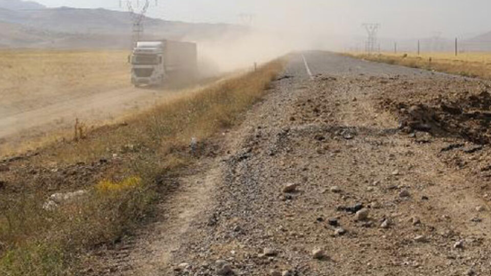Çatışma çıktı, 50 kişi canlı kalkan oldu