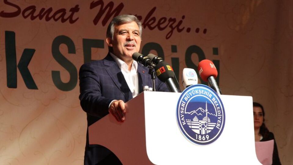 "Bizleri siyasete Erbakan Hoca kazandırdı"