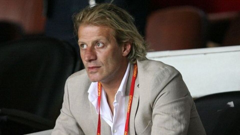 Tugay'a sürpriz telefon!