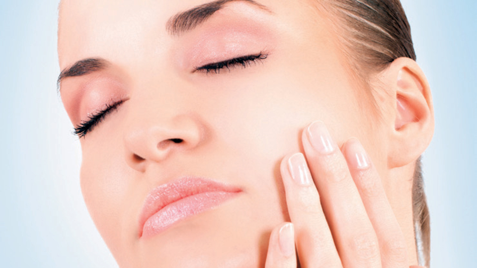 Bakımlı ve ışıltılı bir cildin sırları