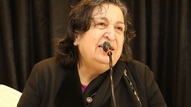 Sennur Sezer hayatını kaybetti