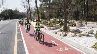 İstanbul'da "bisiklet yolları" artıyor