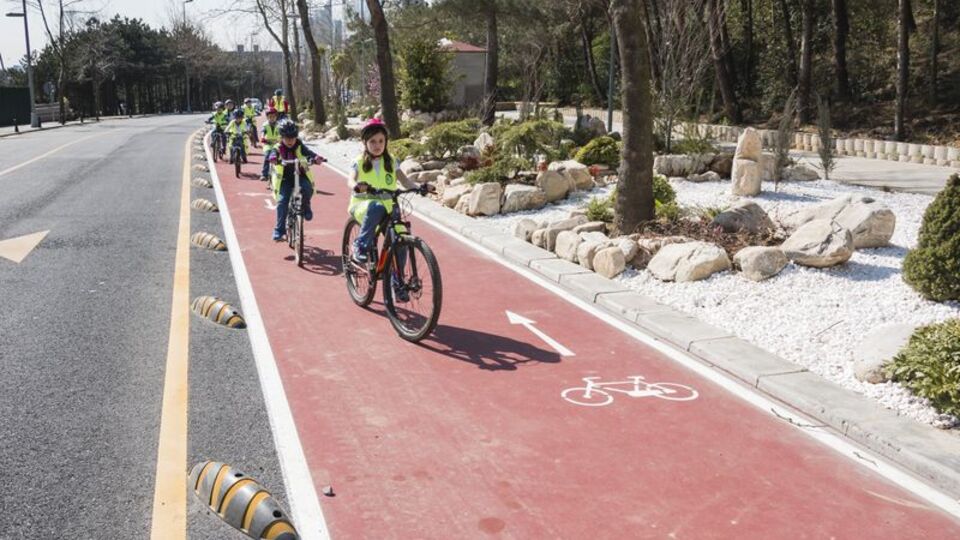 İstanbul'da "bisiklet yolları" artıyor