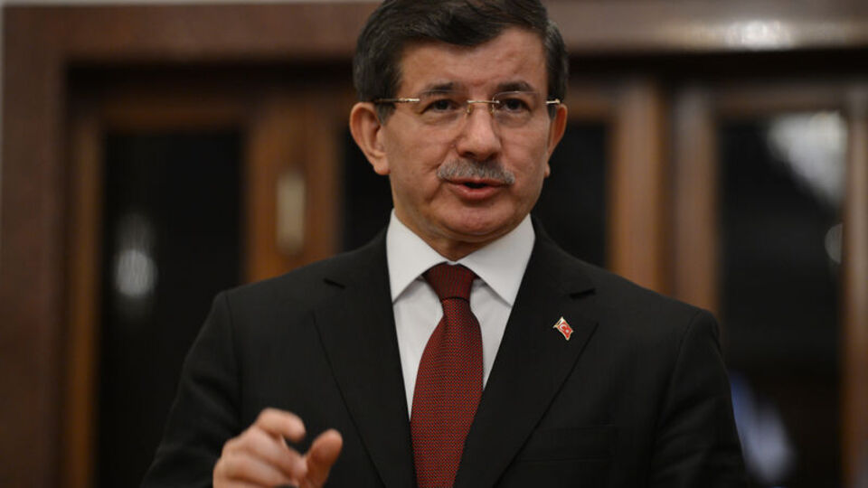 Başbakan Davutoğlu'ndan kritik Rusya açıklaması!