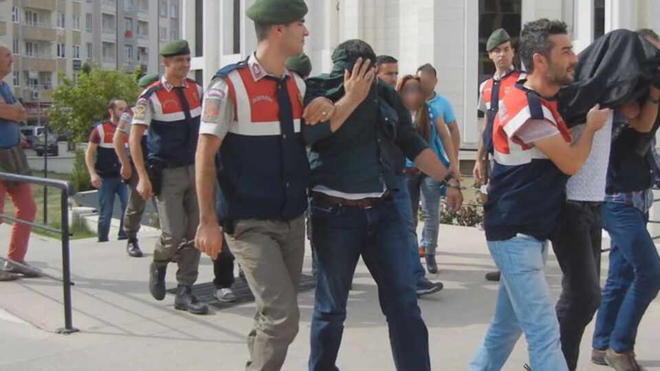 İnsan kaçakçılarına operasyon