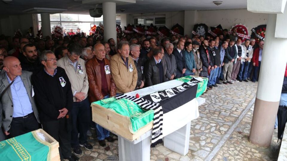 Terör saldırısında hayatını kaybeden öğretmen, toprağa verildi