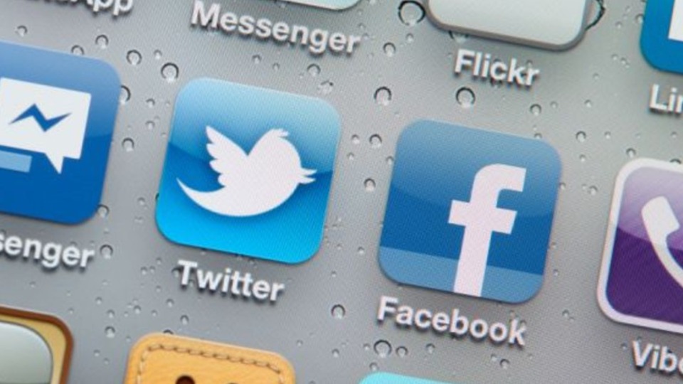 Twitter ve Facebook'taki yavaşlamanın nedeni...