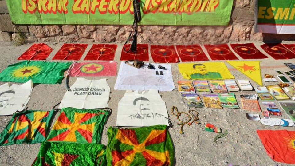 PKK'dan 'alındılar', Cumhurbaşkanı'na hakaretten tutuklandılar
