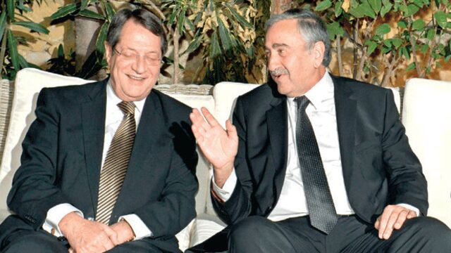 Kıbrıs'ta yemekli müzakere zirvesi