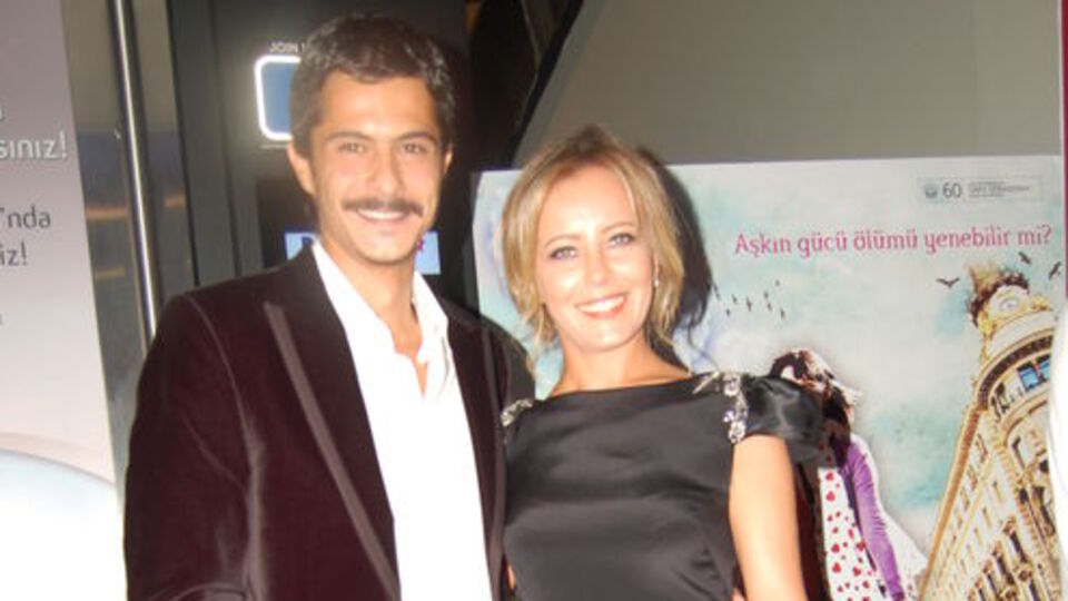 Vildan gitti, Elif geldi!