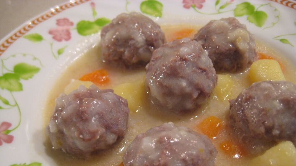 Terbiyeli ekşili köfte