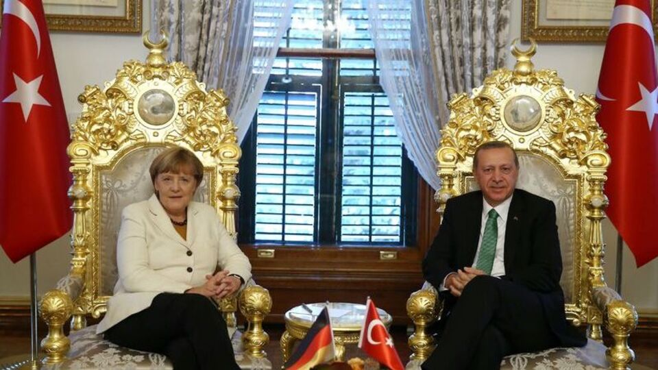 Erdoğan-Merkel 'külfet' paylaşımını konuştu