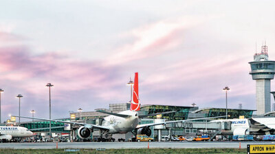 Uçağı kaçırdı, tuvalette kendini astı