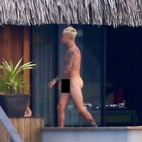 Çıplak fotoğrafları hakkında ilk kez konuştu