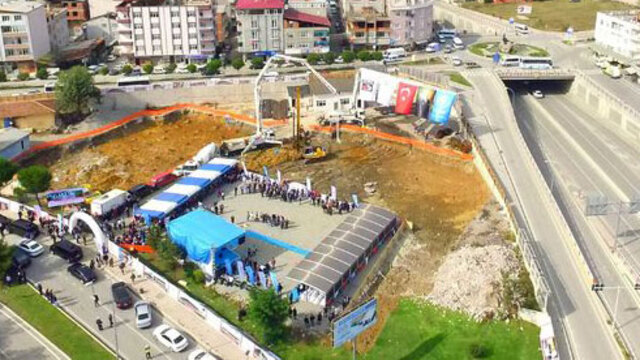 Türkiye'nin en büyük gençlik merkezinin temeli atıldı
