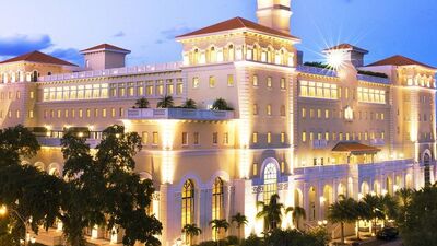 Scientology'nin devasa sarayı!