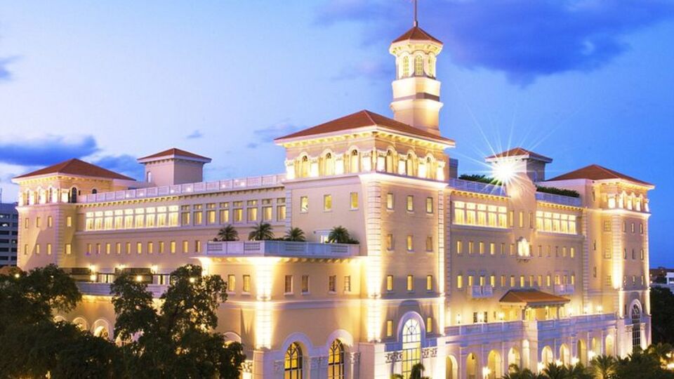 Scientology'nin devasa sarayı!